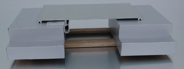 成品变形缝配置标准