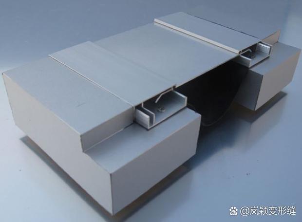 建筑变形缝装置的分类与应用——聚焦楼地面与内墙变形缝